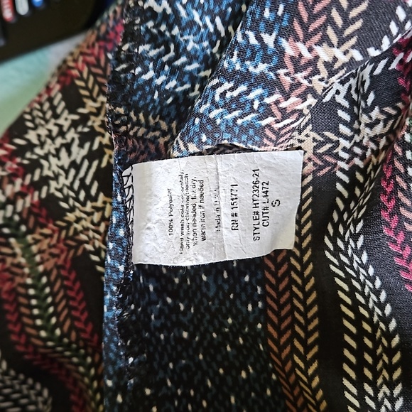 Kayleigh Stitch Fix 3/4 sleeve top womens size small - Picture 6 of 6